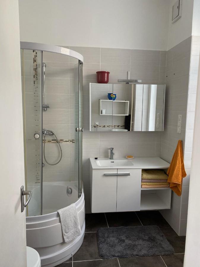 Balazs Apartman Eger Bagian luar foto